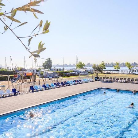 Chalet Op 5* Camping De Paardekreek Kortgene Eksteriør bilde