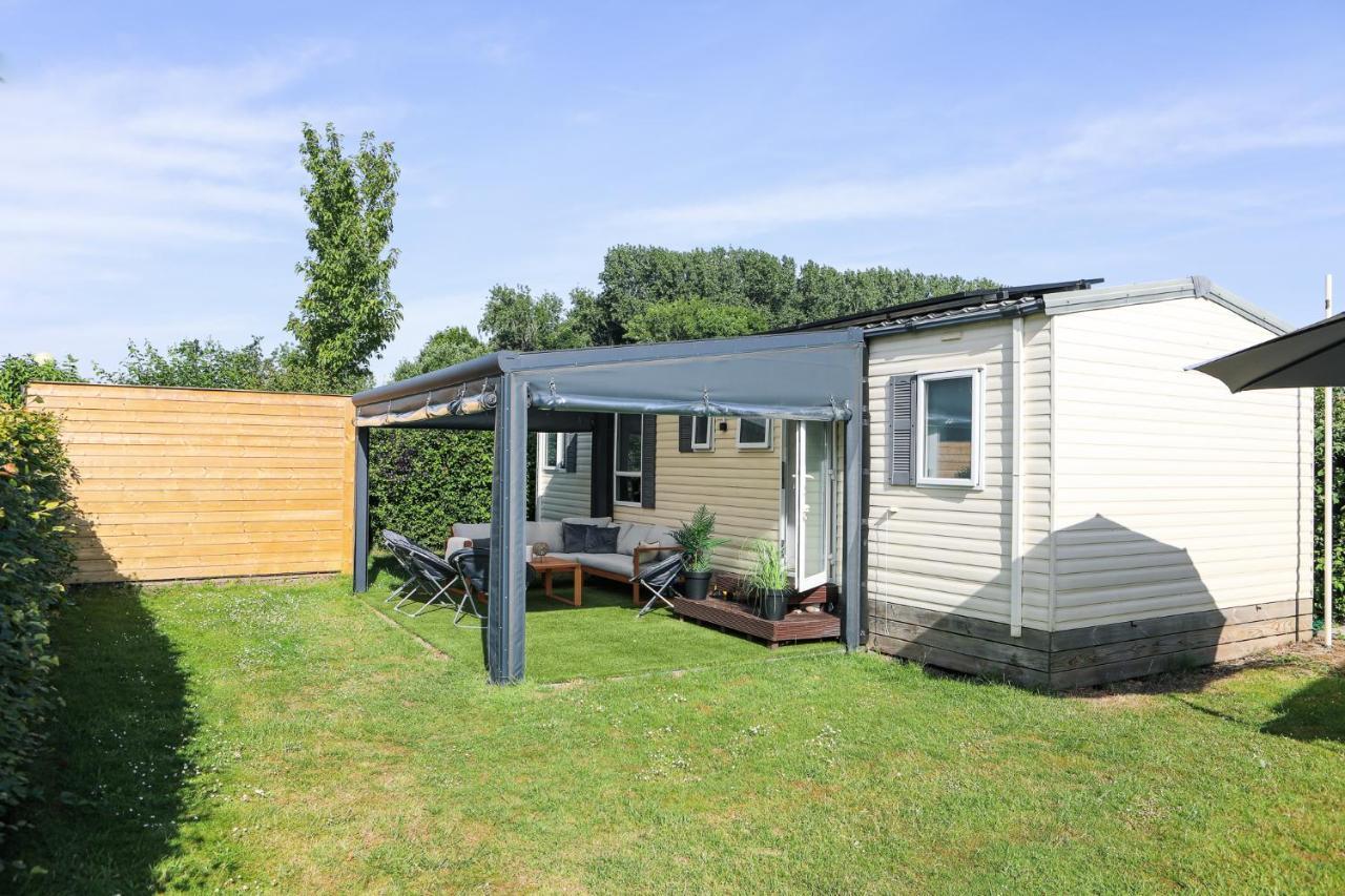 Chalet Op 5* Camping De Paardekreek Kortgene Eksteriør bilde