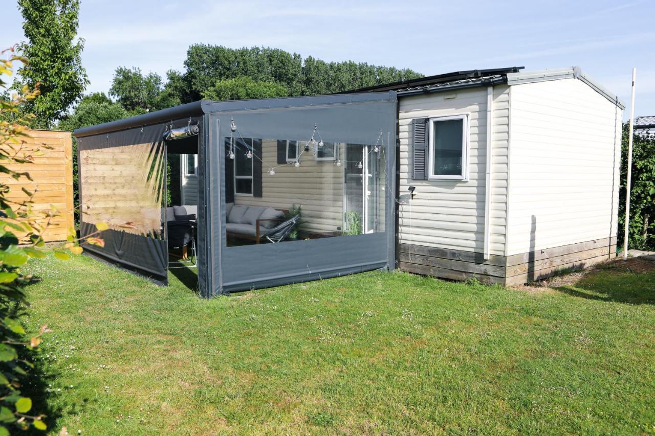 Chalet Op 5* Camping De Paardekreek Kortgene Eksteriør bilde