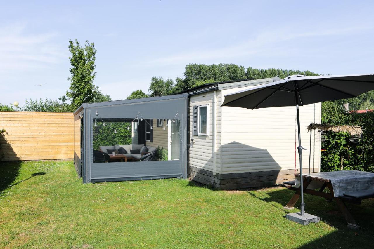 Chalet Op 5* Camping De Paardekreek Kortgene Eksteriør bilde