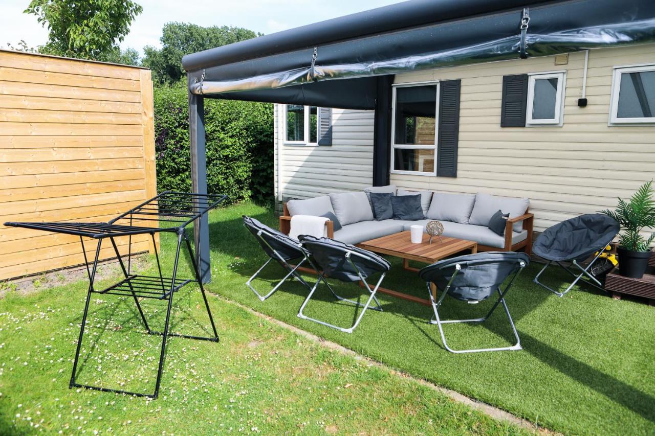 Chalet Op 5* Camping De Paardekreek Kortgene Eksteriør bilde