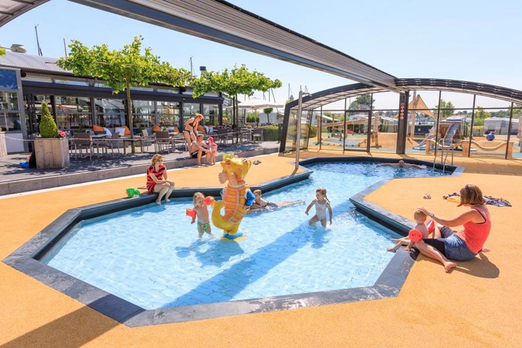 Chalet Op 5* Camping De Paardekreek Kortgene Eksteriør bilde